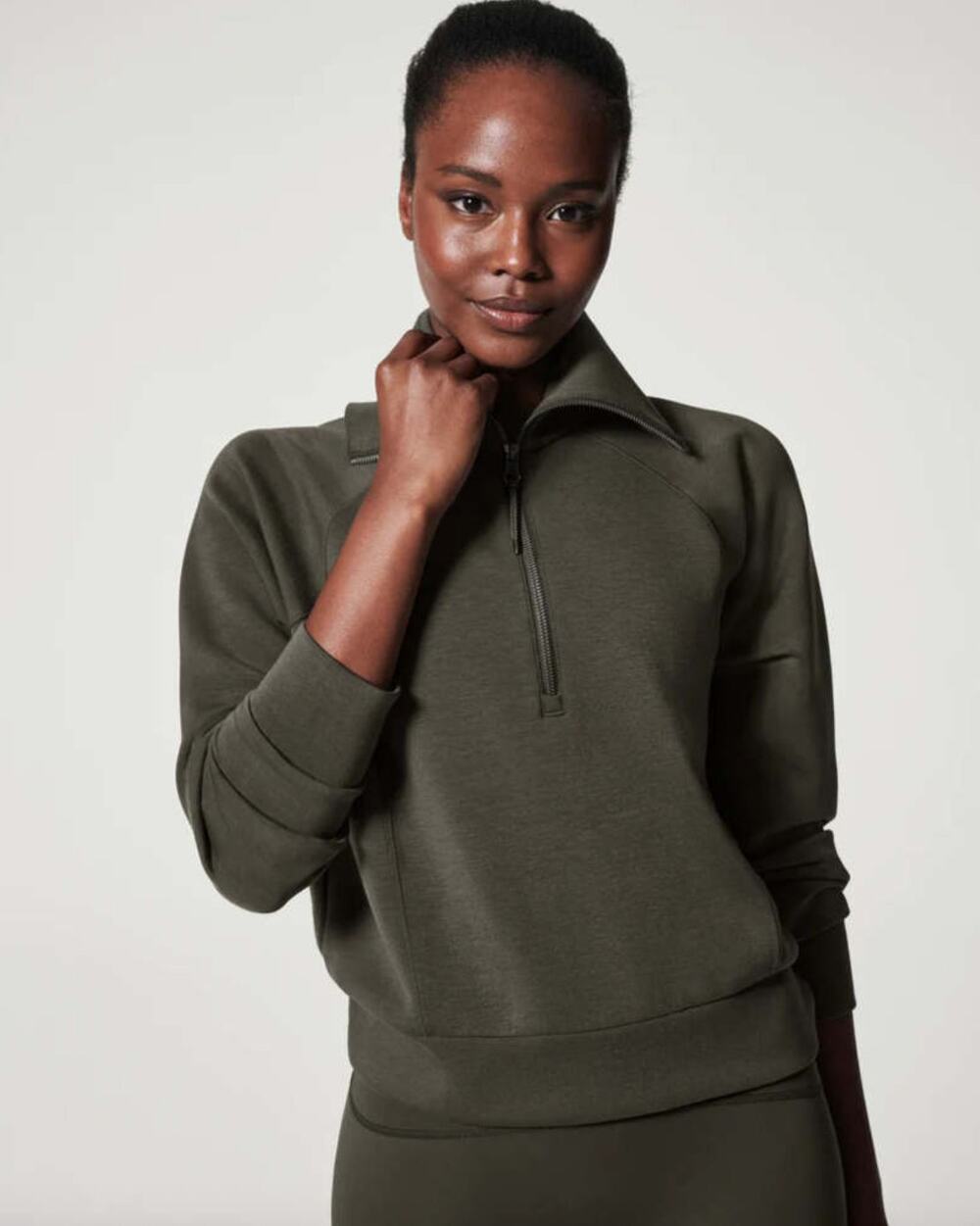SPANX AirEssentials Half Zip Sweatshirt M Athleisure Active Gym Exercise Workout